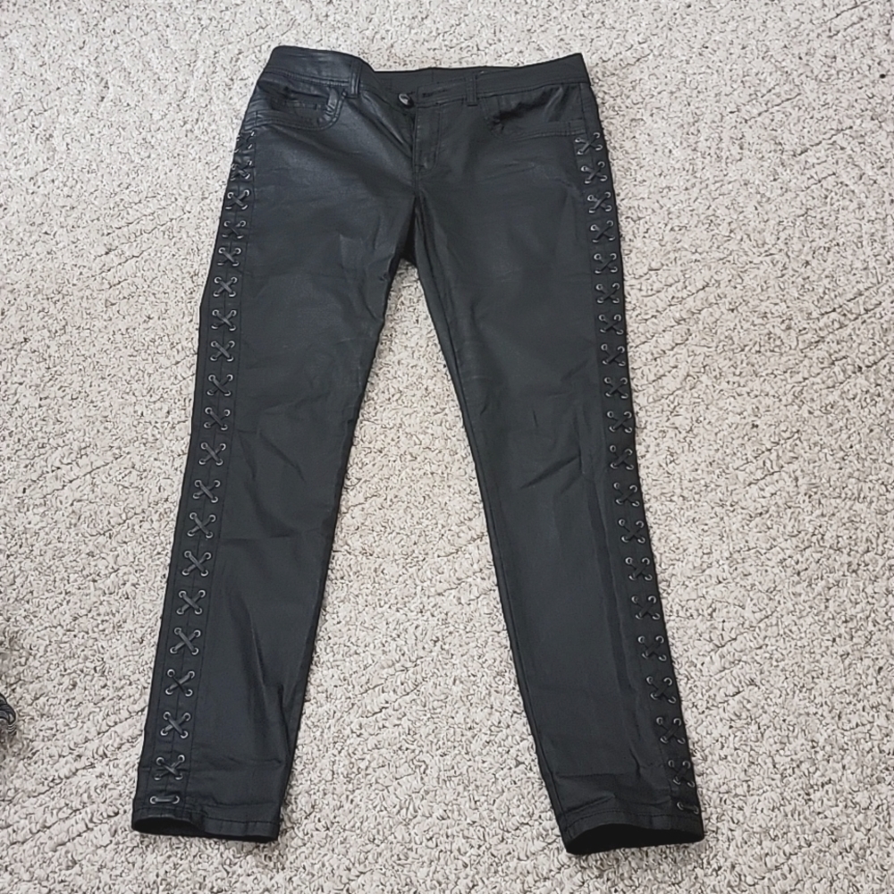 Cache skinny black lightweight leather-like pant with cross-stitch side detail